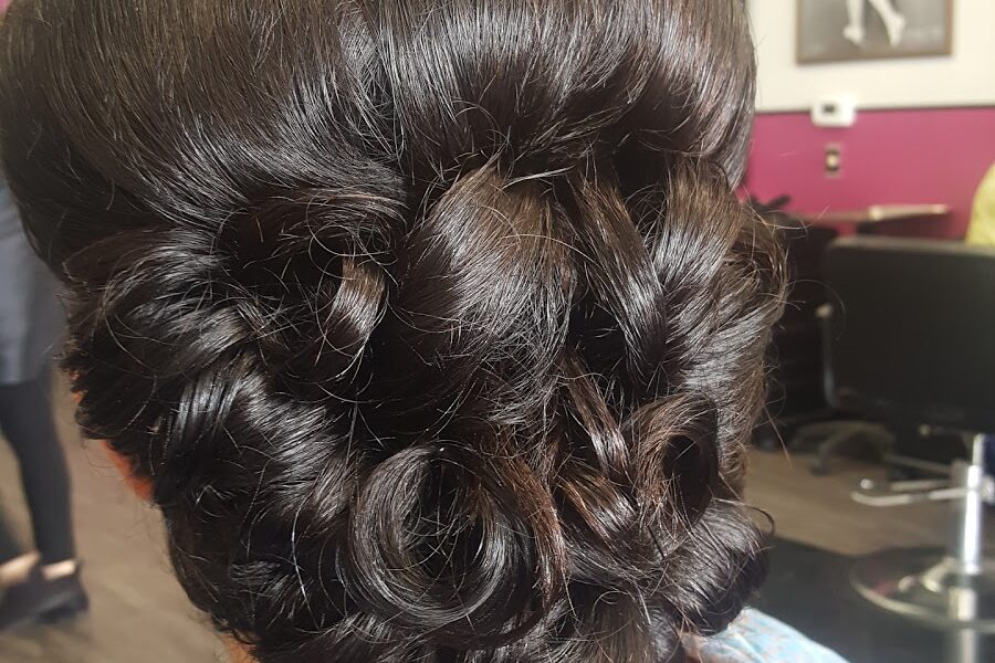 Hair Benders Nouveau Salon